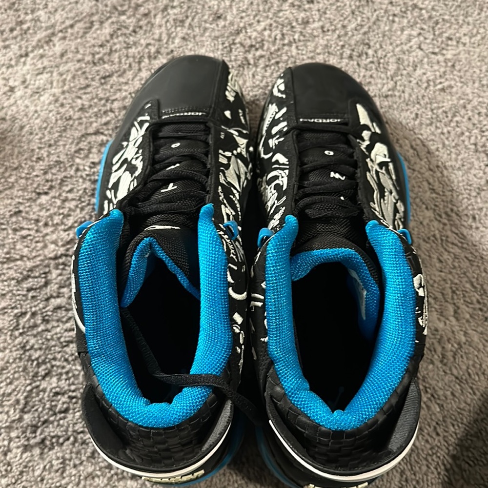 COPY - Air Jordan dub zero